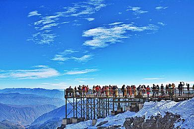 像素肉鸽游戏《UnderMine 2》全新实机 发售日待定